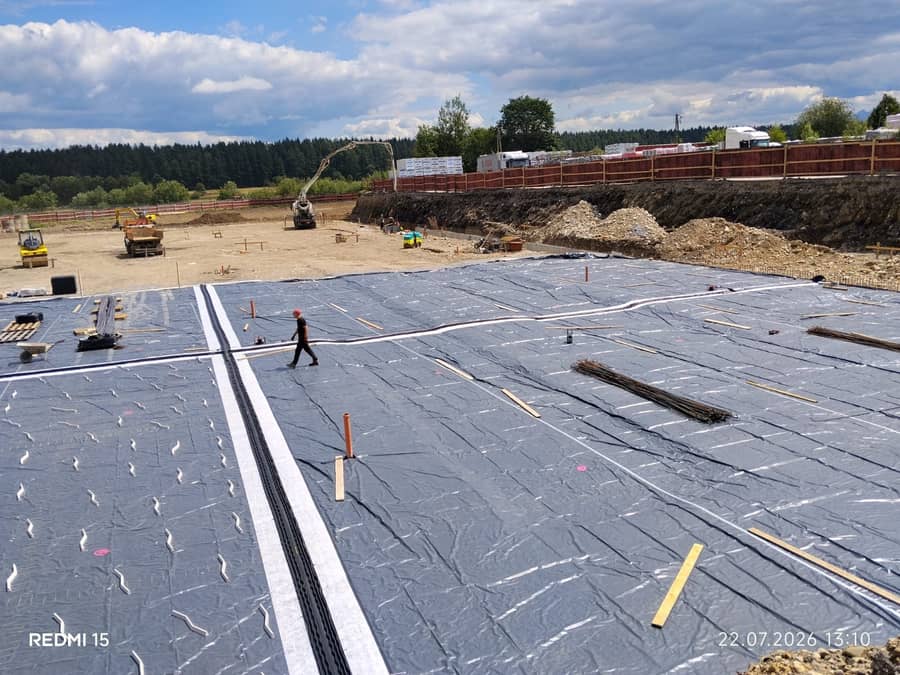 Pas dylatacyjny na płycie fundamentowej