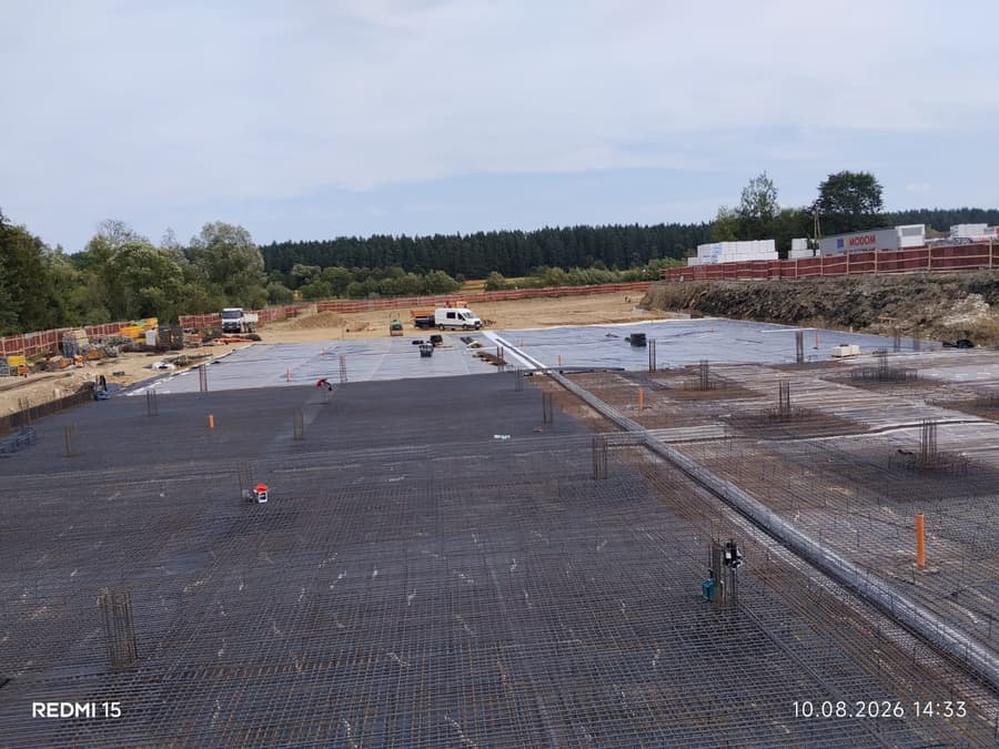 Postęp prac na kolejnych polach betonowania